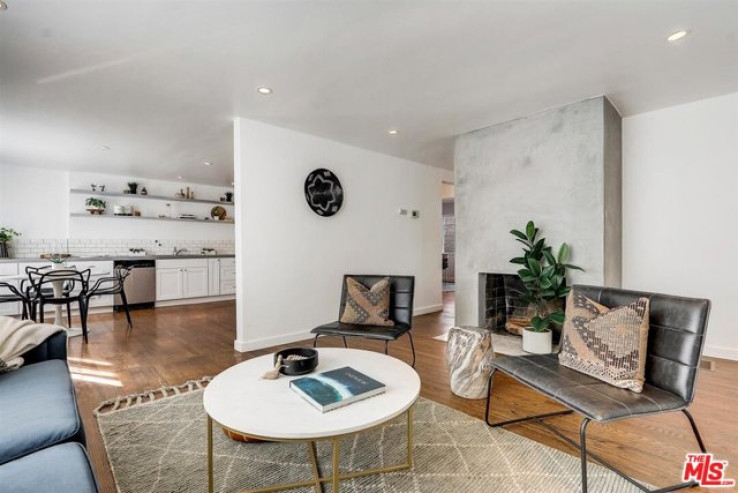 4 Bed Home for Sale in Los Angeles, California