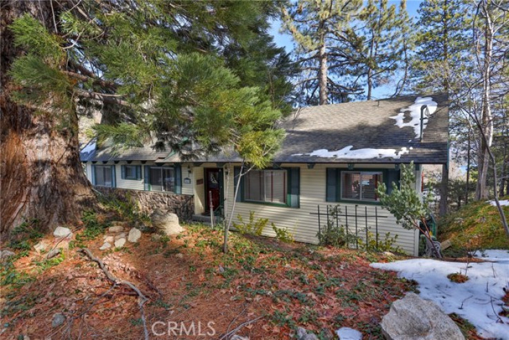4 Bed Home for Sale in Lake Arrowhead, California