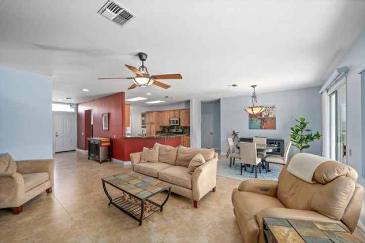 2 Bed Home for Sale in Palm Desert, California