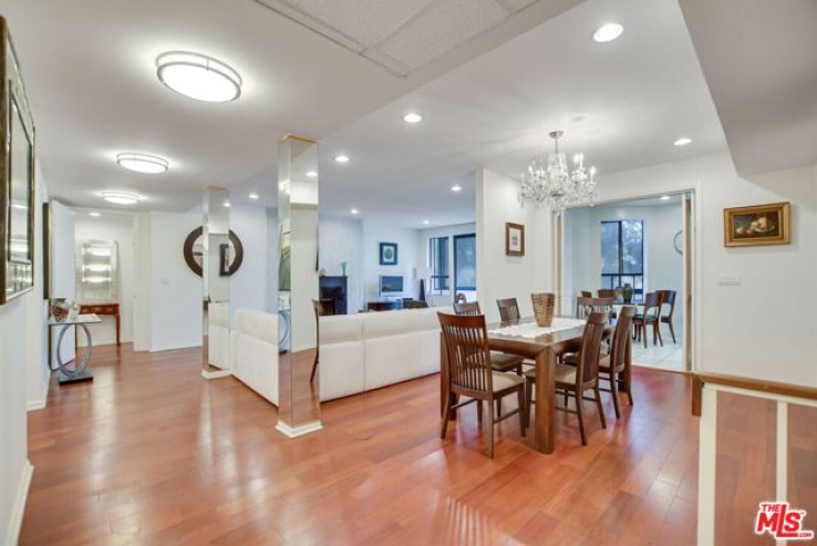 2 Bed Home for Sale in Los Angeles, California