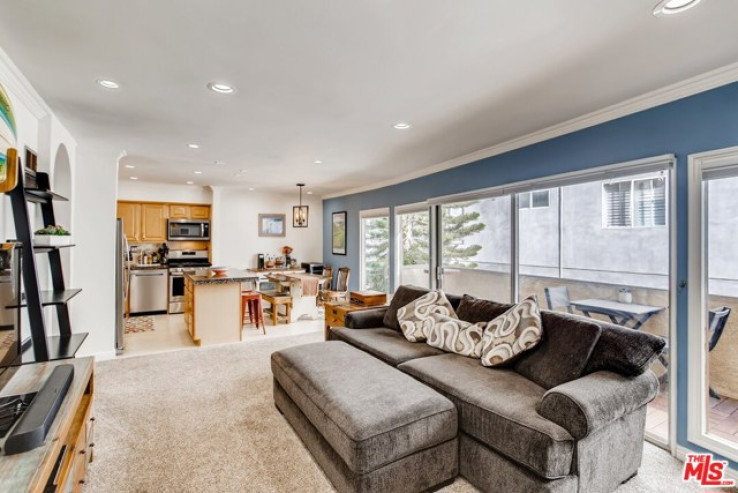 2 Bed Home for Sale in Los Angeles, California