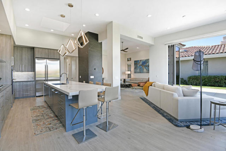 Residential Home in East Palm Desert