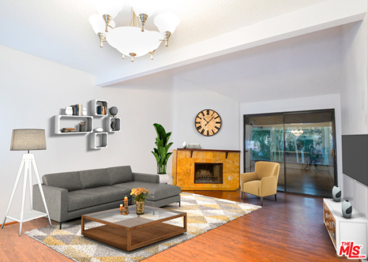 1 Bed Home for Sale in Los Angeles, California
