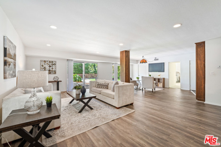5 Bed Home for Sale in Beverly Hills, California