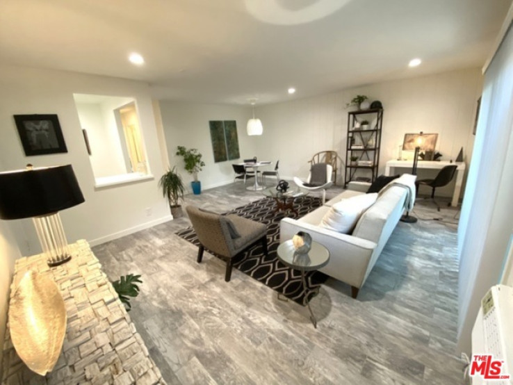 2 Bed Home for Sale in Culver City, California