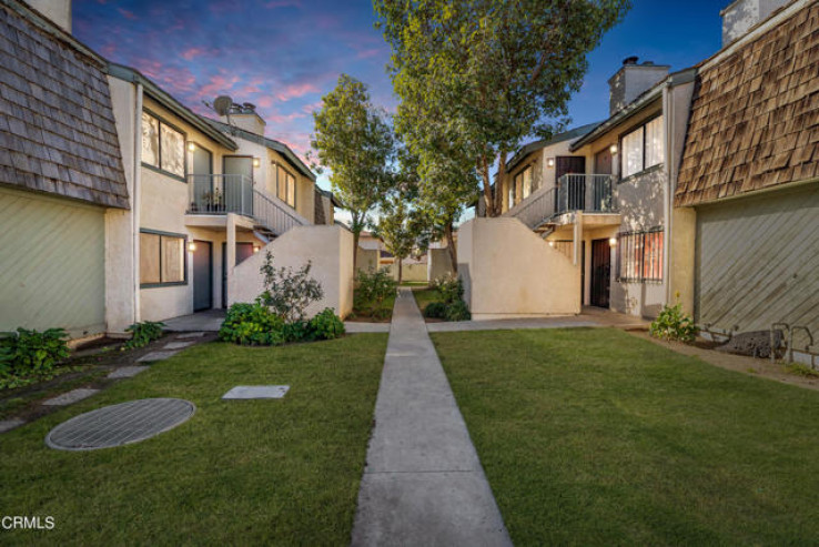 2 Bed Home for Sale in Santa Paula, California
