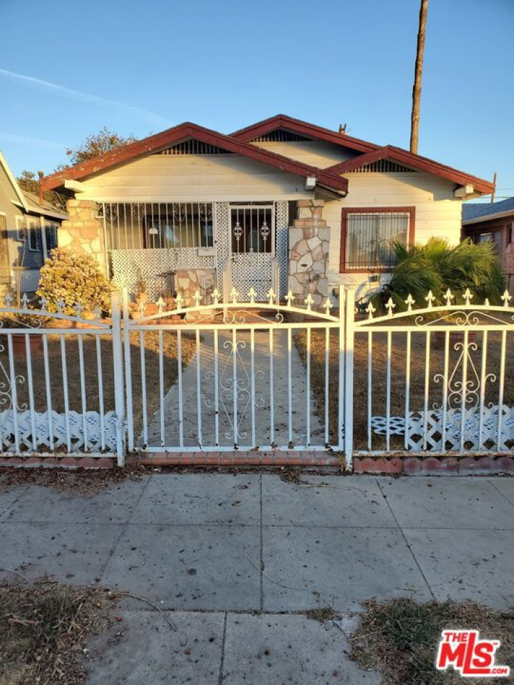 2 Bed Home for Sale in Los Angeles, California