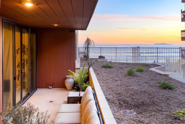Residential Home in Ventura Beach S. of Ventura River to S.C.