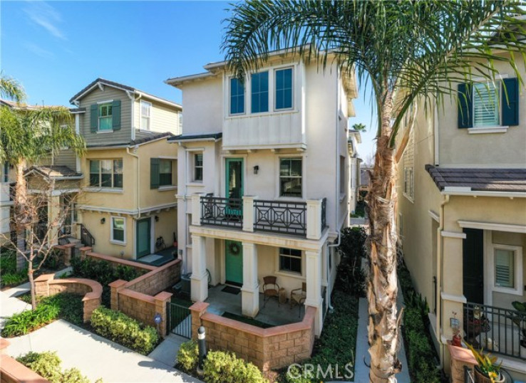 3 Bed Home for Sale in Costa Mesa, California