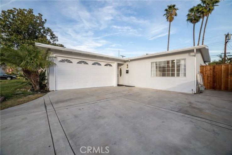 3 Bed Home for Sale in Burbank, California