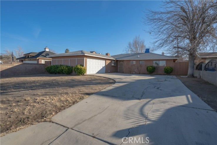 3 Bed Home for Sale in Palmdale, California