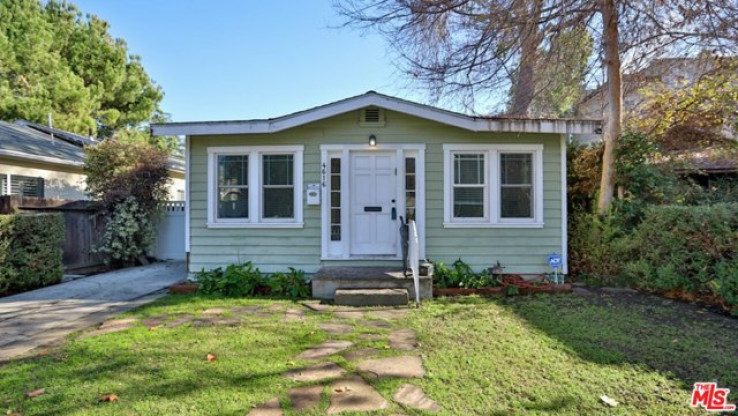 2 Bed Home for Sale in Sherman Oaks, California