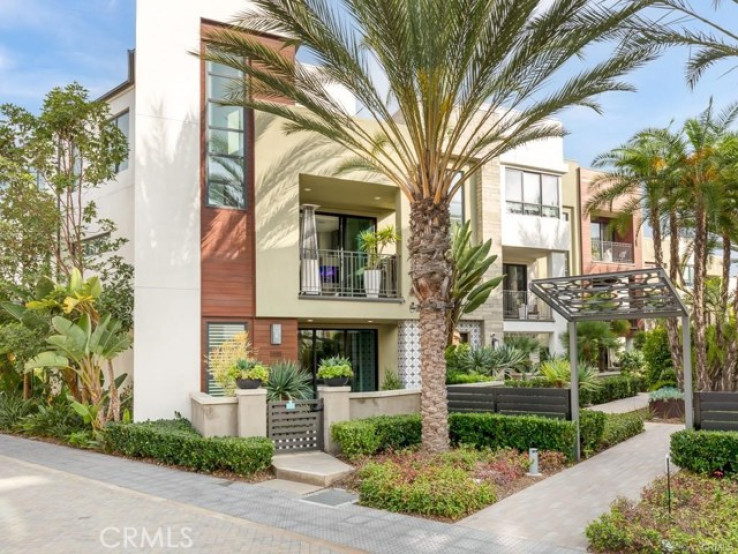 4 Bed Home for Sale in Playa Vista, California