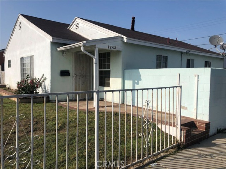 3 Bed Home for Sale in Compton, California