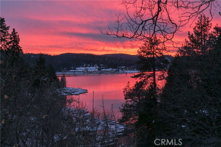 4 Bed Home for Sale in Lake Arrowhead, California