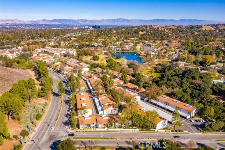 1 Bed Home for Sale in Calabasas, California