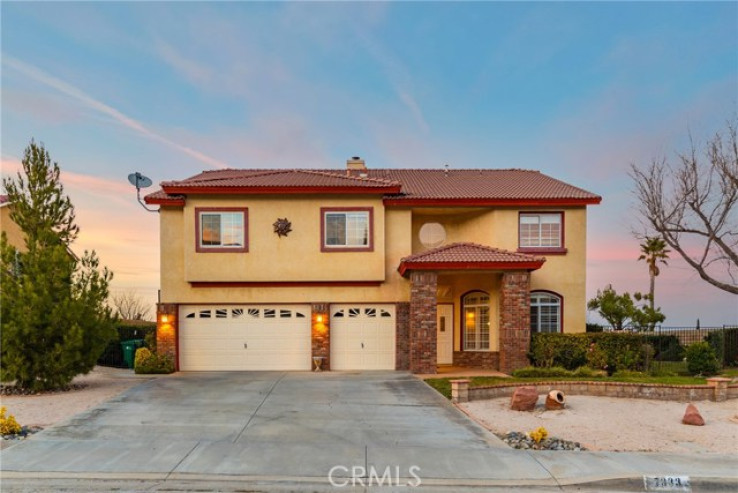 5 Bed Home for Sale in Palmdale, California
