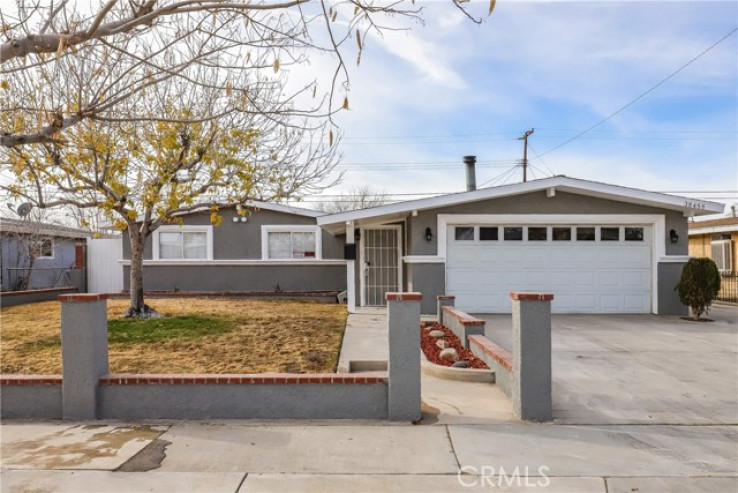 Residential Home in Palmdale