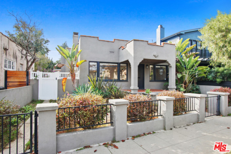 2 Bed Home for Sale in Venice, California