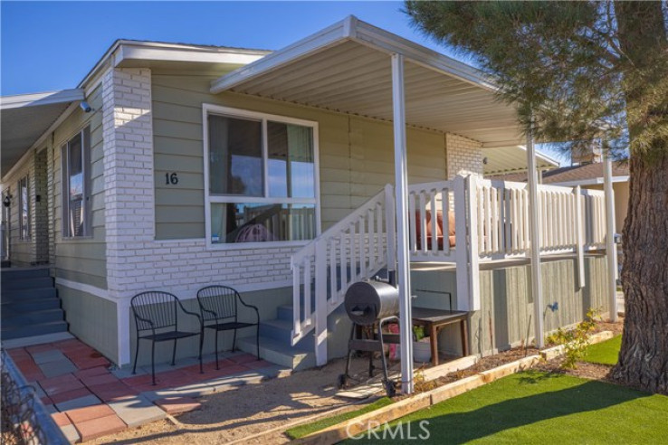 2 Bed Home for Sale in Rosamond, California