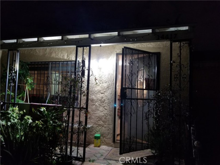 2 Bed Home for Sale in Compton, California