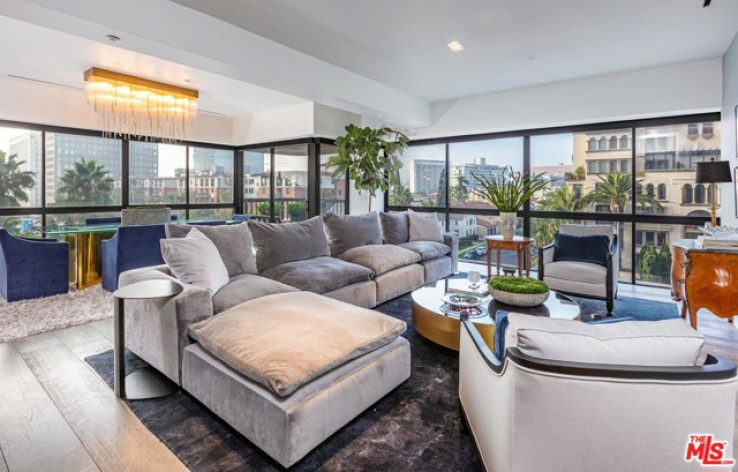 Residential Home in Westwood - Century City