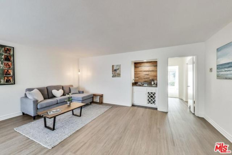 2 Bed Home for Sale in Culver City, California