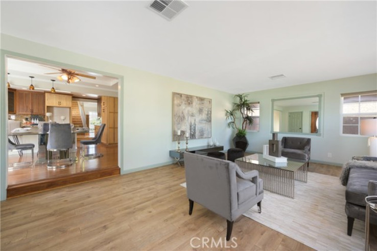 3 Bed Home for Sale in Hawthorne, California