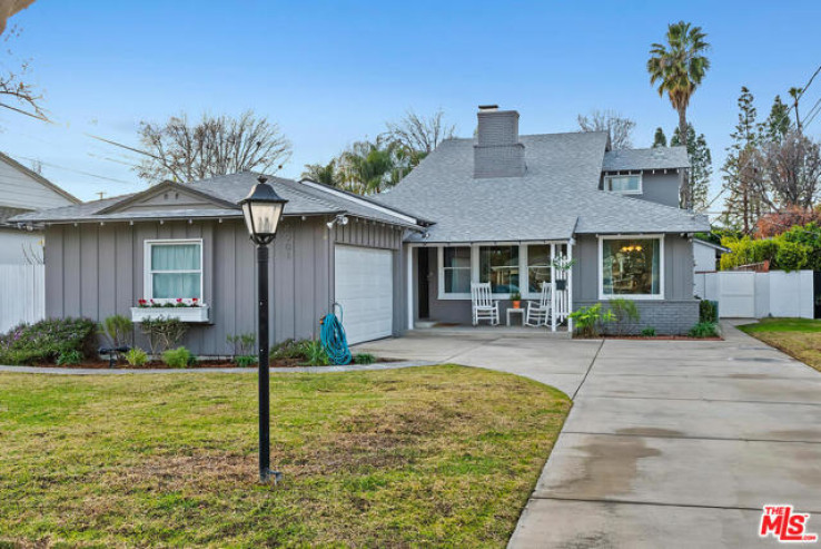 4 Bed Home for Sale in Valley Village, California