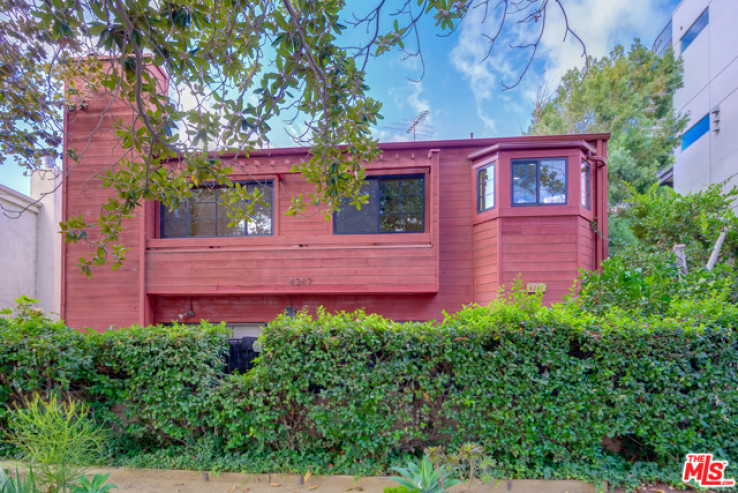2 Bed Home for Sale in Studio City, California