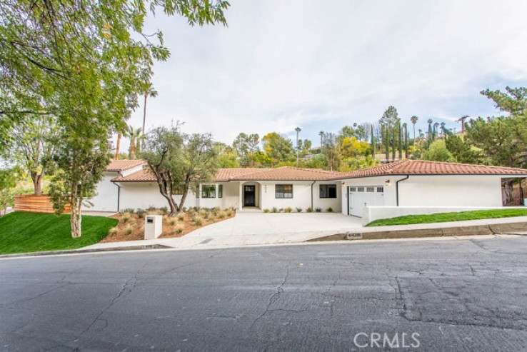4 Bed Home for Sale in Encino, California