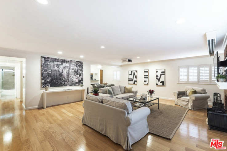 2 Bed Home for Sale in Santa Monica, California
