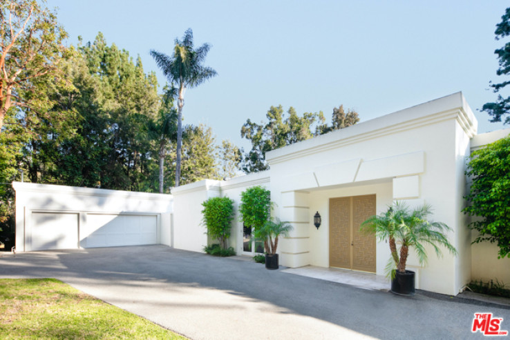 4 Bed Home for Sale in Beverly Hills, California