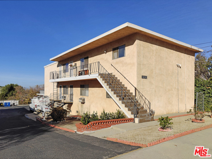  Income Home for Sale in Tujunga, California