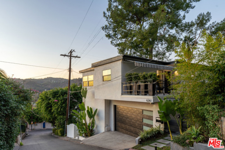 3 Bed Home for Sale in Los Angeles, California