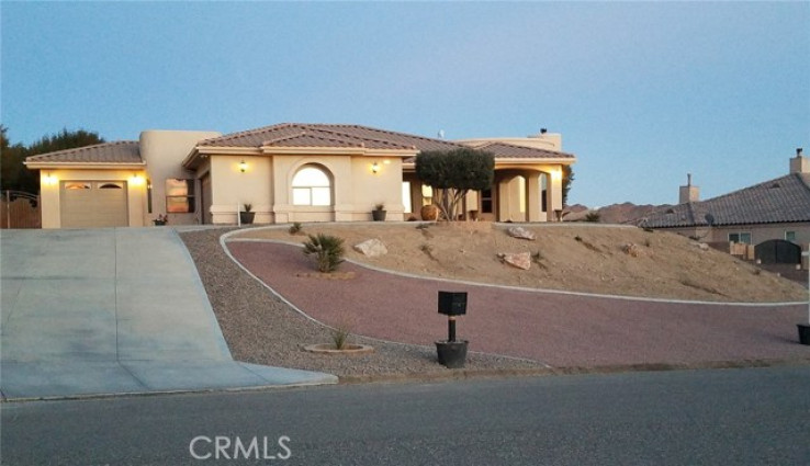 Residential Home in Apple Valley