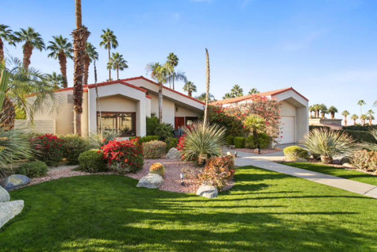 3 Bed Home for Sale in Palm Desert, California