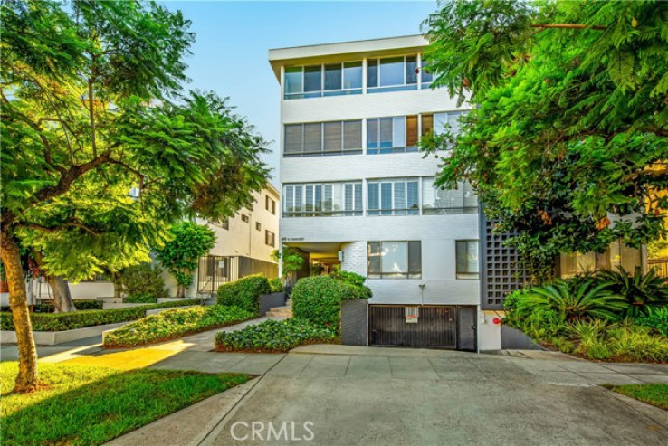 2 Bed Home for Sale in Beverly Hills, California