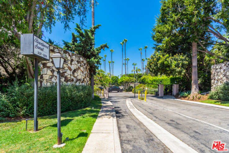 Residential Home in Brentwood