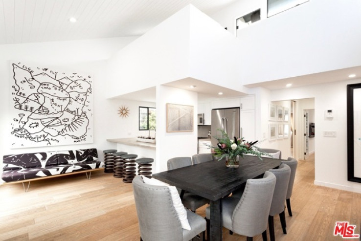 2 Bed Home for Sale in Venice, California