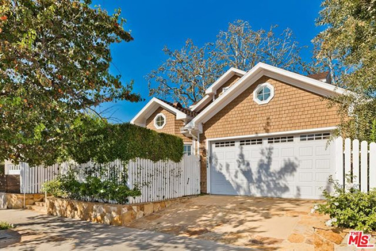 Residential Home in Brentwood