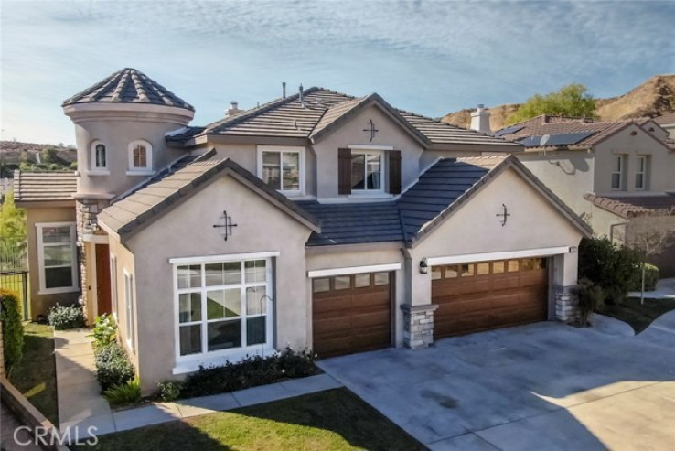 Residential Home in Copper Hill North