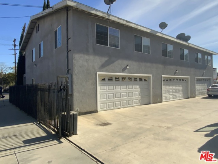 Residential Income in Van Nuys