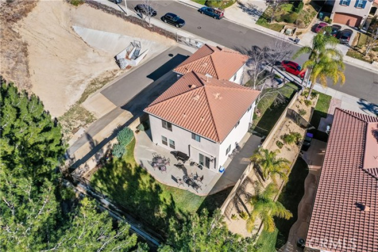 5 Bed Home for Sale in Castaic, California