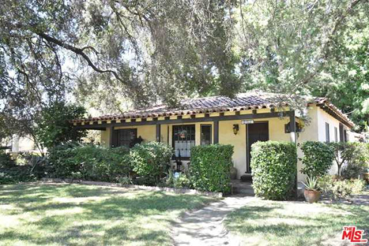 Residential Home in Valley Village