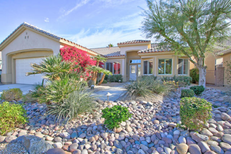 2 Bed Home for Sale in Palm Desert, California