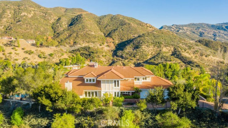 4 Bed Home for Sale in Calabasas, California
