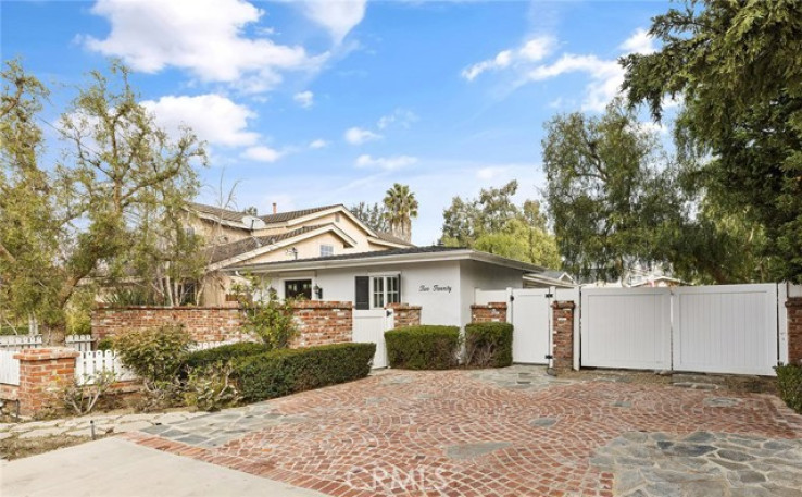  Income Home for Sale in Costa Mesa, California