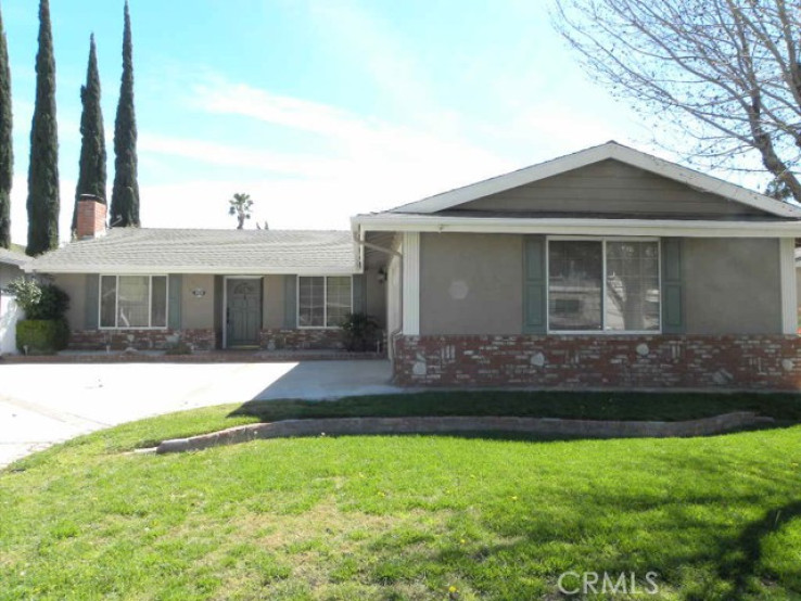 3 Bed Home for Sale in Saugus, California