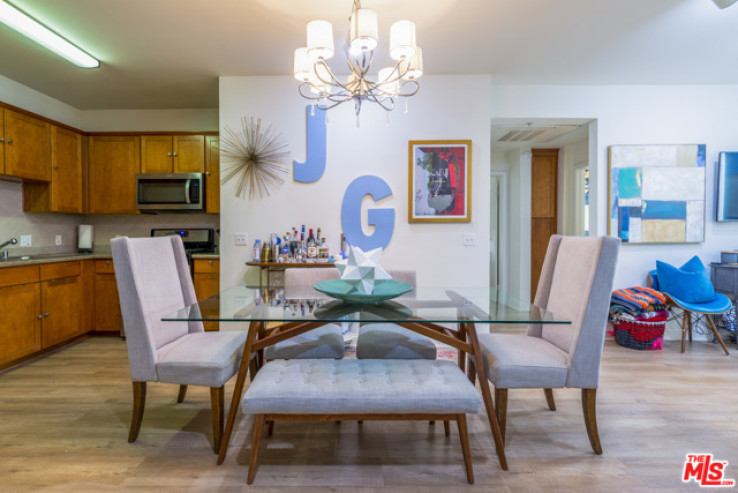 2 Bed Home for Sale in North Hollywood, California